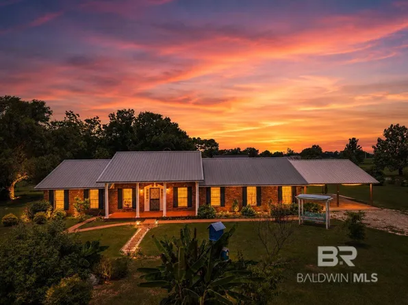 3791 Robinsonville Rd, Atmore, AL 36502