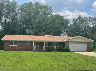 2452 E Langston St, Springfield, MO 65804