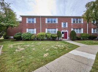 154 Lake Shore Rd APT 4, Brighton, MA 02135