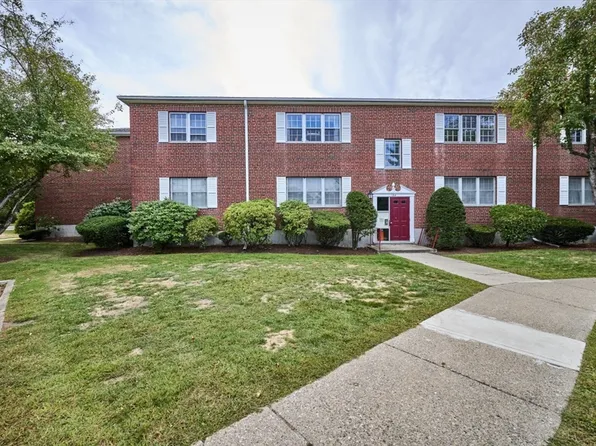 154 Lake Shore Rd APT 4, Brighton, MA 02135