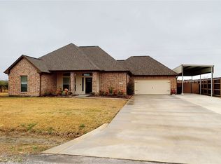 15365 Cliff St, Hamshire, TX 77622