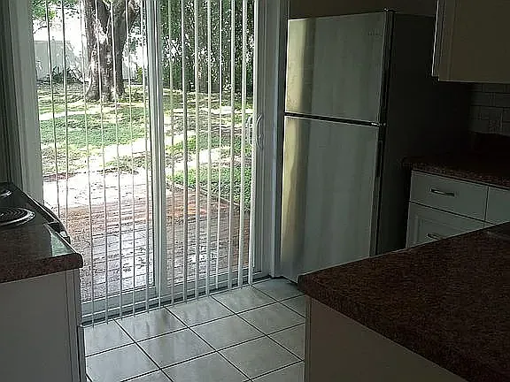 308 Woodlawn Ave #308 — Photo 9