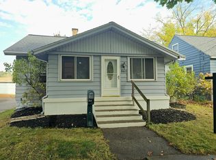 861 Aberdeen St NE, Grand Rapids, MI 49505