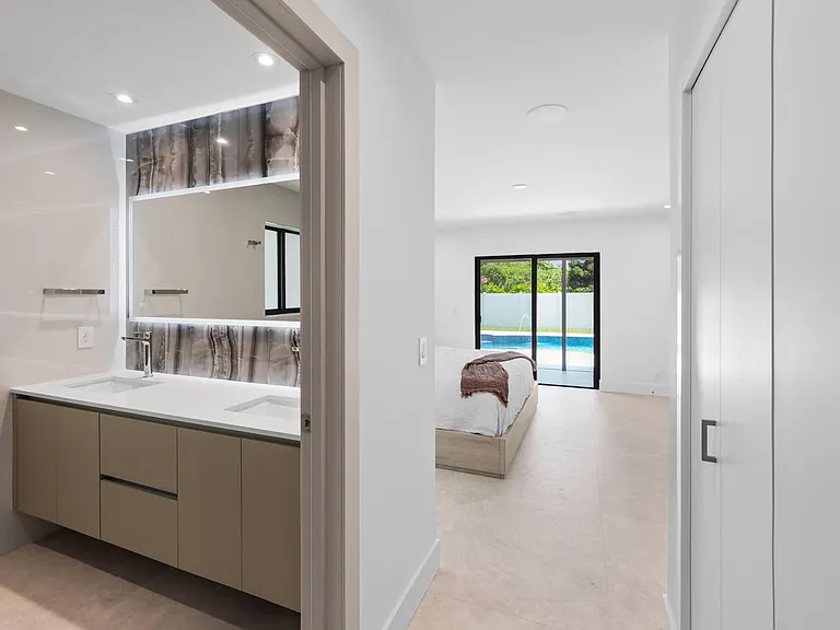 1291 Bimini Ln — Photo 15