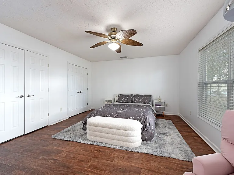 481 Leawood Cir — Photo 13