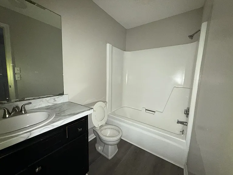 4414 Bonnell Dr NW #B — Photo 10
