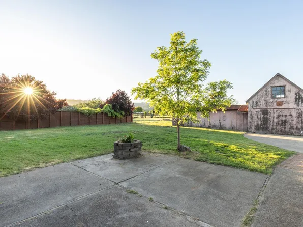 1220 Sperring Road, Sonoma, CA 95476