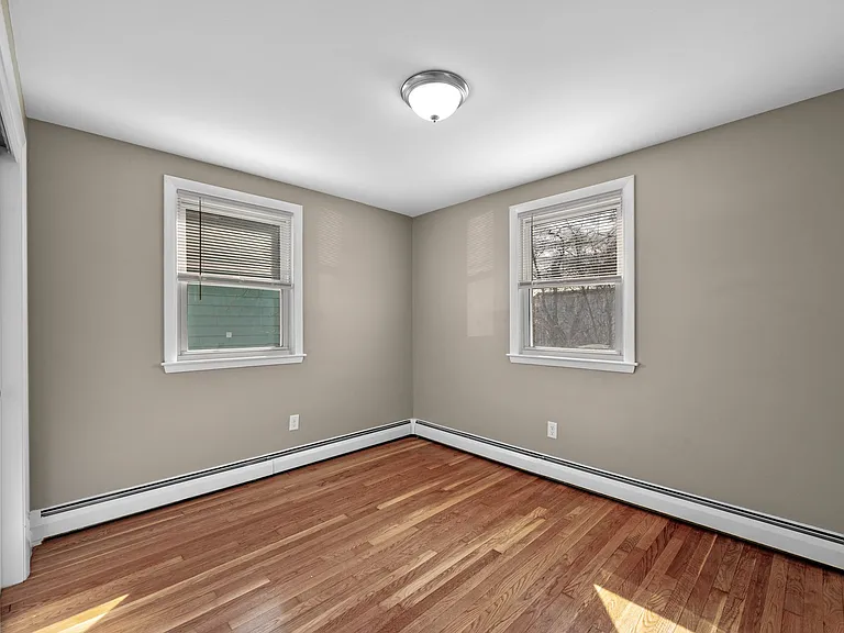 50 Harbor St #50 — Photo 2