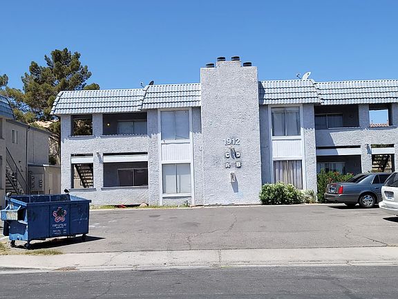 2nd image of 1912 Lirio Way
