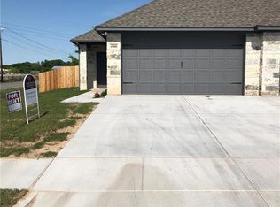 4900 Opal Ct, Granbury, TX 76049