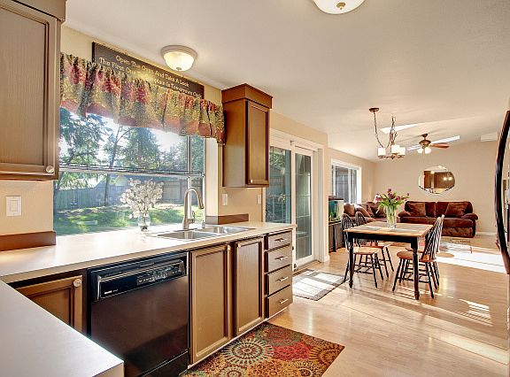 5th image of 9604 165th Street Ct E