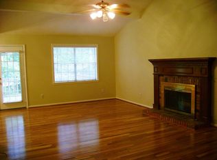 13720 Maple Leaf Dr, Little Rock, AR 72211