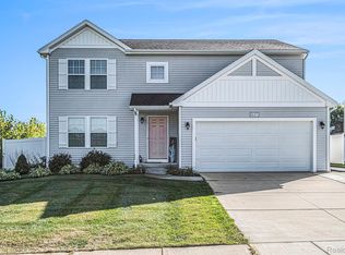 16471 Bedington Dr, Linden, MI 48451