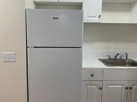 3rd image of 116 S Coates St #13