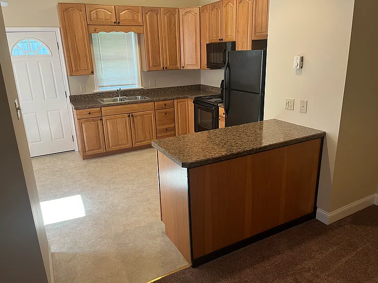 227 Walnut St #1 — Photo 9
