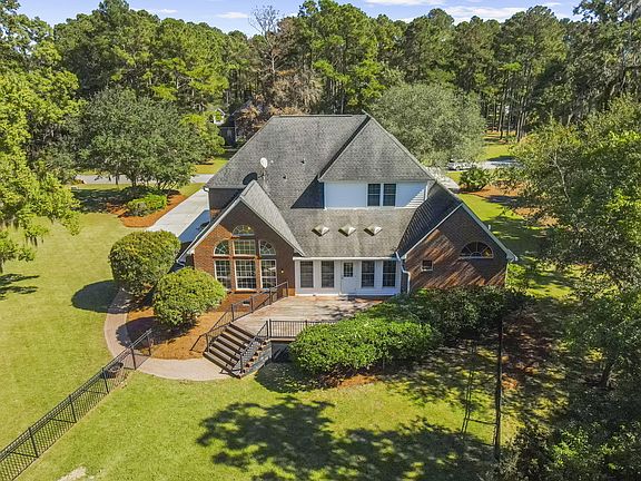 4th image of 2406 Wagner Creek Ct