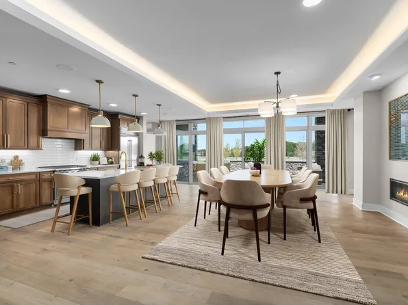 1 Hill Farm Rd #109, Saint Paul, MN 55127