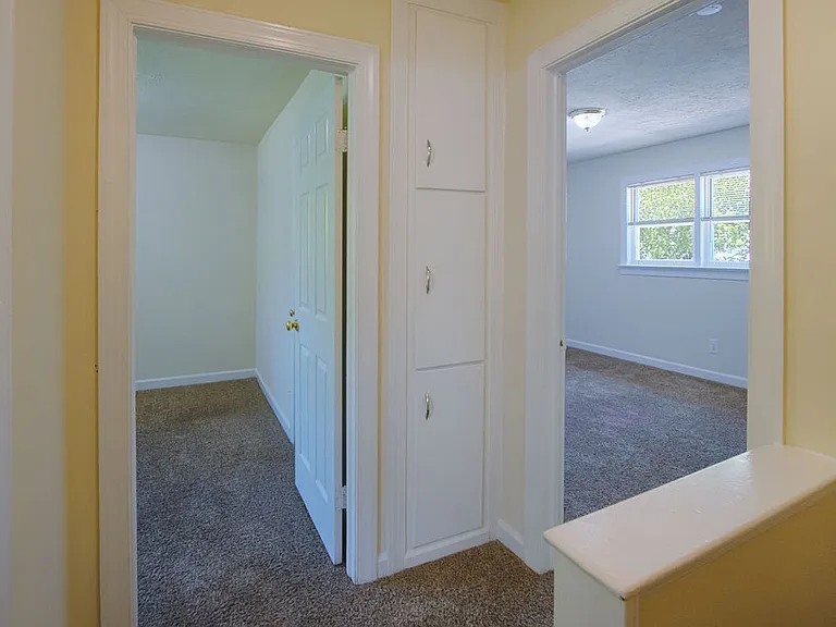 Colony Apartments — Photo 18