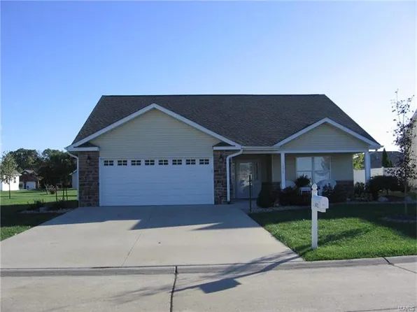 9472 Regency Ln, Breese, IL 62230