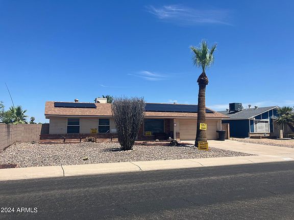 3rd image of 8815 N 105th Avenue