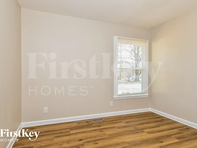 2703 Wynnewood Dr — Photo 9