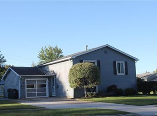47 Mona Ct, Depew, NY