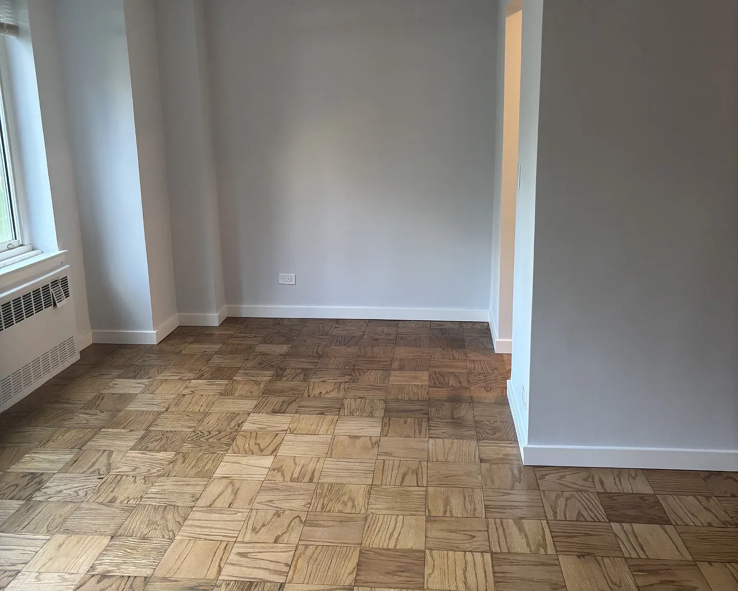 392 Central Park West — Photo 3