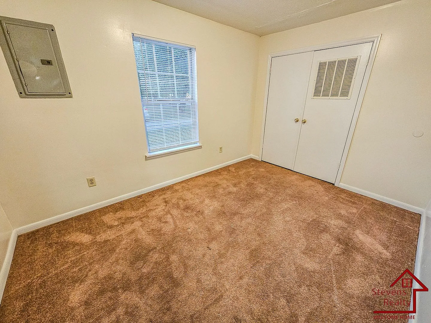 289 Dogwood Pointe Dr — Photo 3