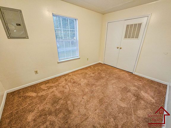 5th image of 289 Dogwood Pointe Dr #1