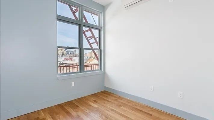 Rented by Nooklyn NYC LLC | media 12