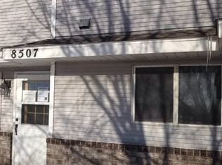 8507 S Pond Trl, Champlin, MN 55316