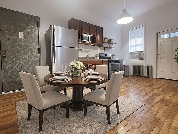 3rd image of 194 Wilson Ave #1C