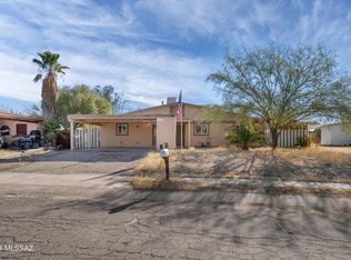 3332 S Stearn Lake Dr, Tucson, AZ 85730