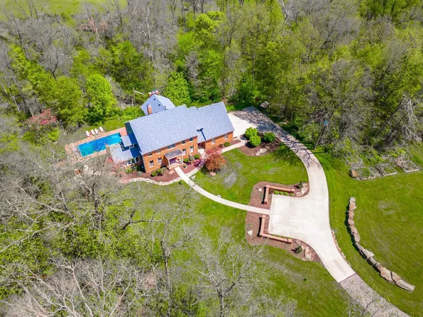 5010 Lodge Pole Ln, Fort Wayne, IN 46814