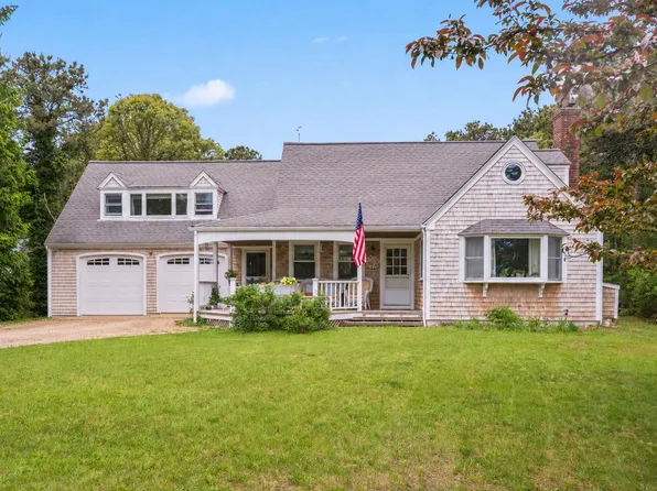177 W Tisbury Rd, Edgartown, MA 02539