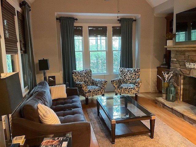 Main floor entertainment room
