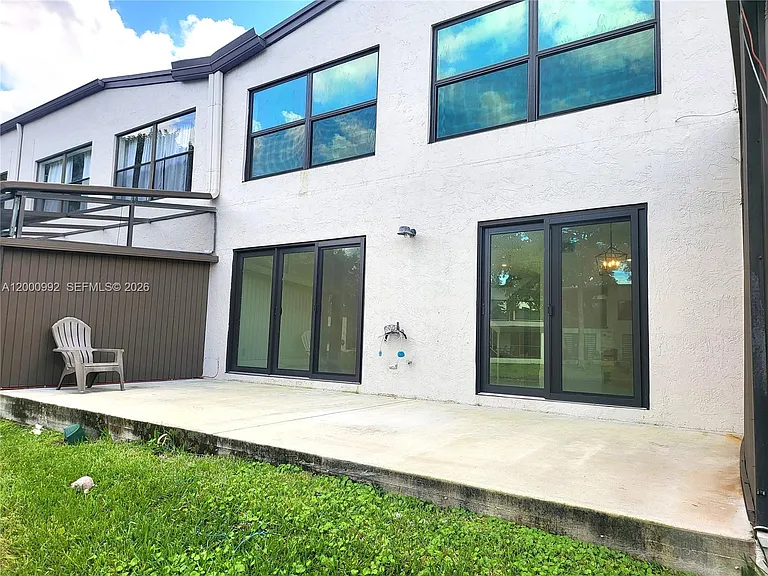 9723 N New River Canal Rd #416 — Photo 29