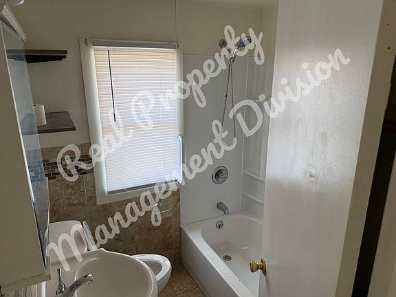 5th image of 1407 E Reservoir St