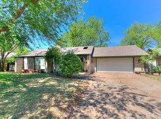 8905 N Kensington Rd, Oklahoma City, OK 73132