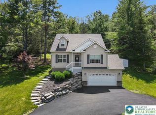 401 Pierce Ln, East Stroudsburg, PA 18301