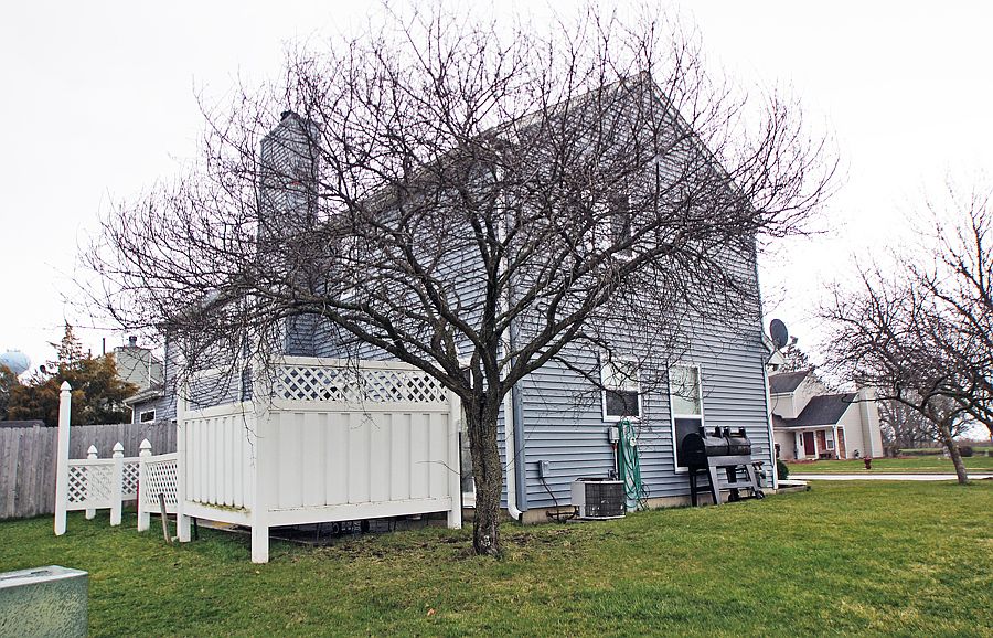 2nd image of 2440 Aspen Dr