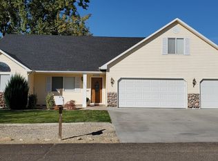 3606 E Kings Gate Dr, Nampa, ID 83687