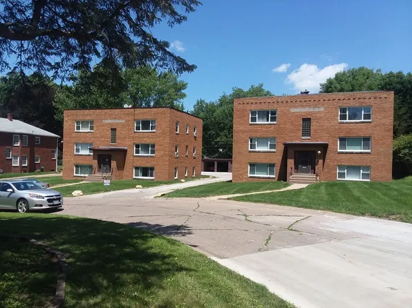 2125 21st Ave #4, Rock Island, IL 61201