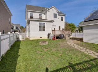 401 Hydrangea St, Summerville, SC 29483