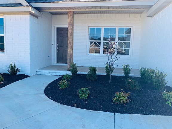 2nd image of 2305 N Hope Ln