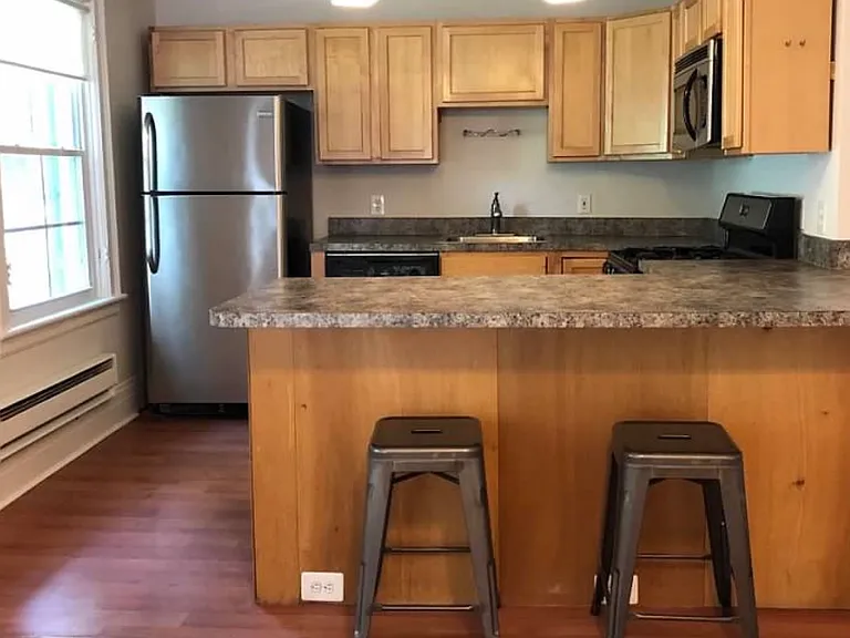 4822 Roland Ave #2C — Photo 3