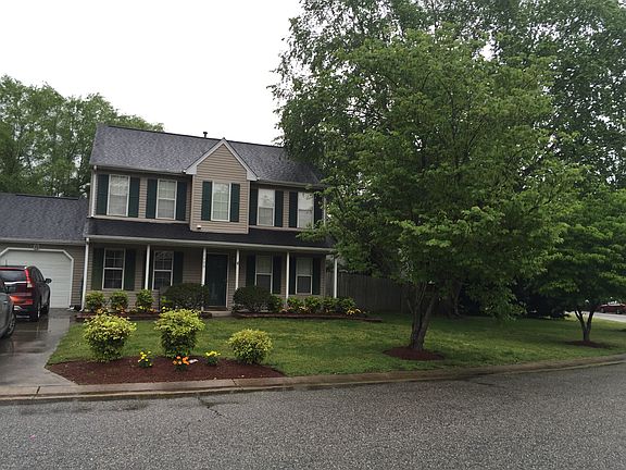 4th image of 1406 River Creek Cres