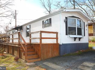 55 Conrad Ln, Lititz, PA 17543