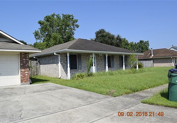 2nd image of 2501 Amy Dr