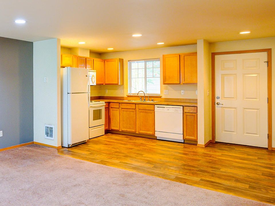 Chelsea Village Townhomes Apartment Rentals Arlington, WA Zillow